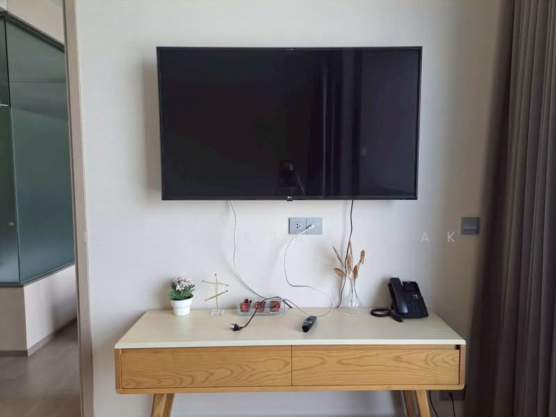 The Esse Asoke, Bangkok, 333 Soi Sukhumvit 21, Sukhumvit Road, Khlongtoei Nua, Watthana, Bangkok, 1 Bedroom, 26 sqm, Condo For Rent, by Boonraksa Sopak, 500263939 - DDproperty.com