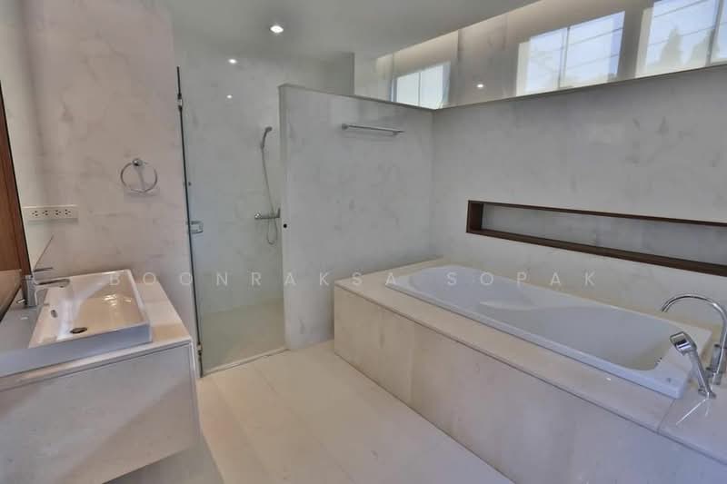 Willow 49, Bangkok, 234 Soi Sukhumvit 49/14, Khlong Tan Nua, Watthana, Bangkok, 4 Bedrooms, 400 sqm, Single Detached House For Rent, by Boonraksa Sopak, 500263952 - DDproperty.com