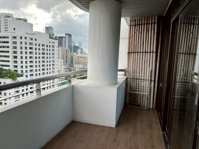 Kallista Mansion, Bangkok, 64 Soi Sukhumvit 11, Khlongtoei Nua, Watthana, Bangkok, 3 Bedrooms, 315 sqm, Condo For Rent, by Boonraksa Sopak, 500263978 - DDproperty.com