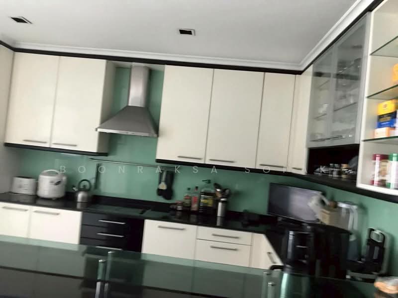 Kallista Mansion, Bangkok, 64 Soi Sukhumvit 11, Khlongtoei Nua, Watthana, Bangkok, 3 Bedrooms, 315 sqm, Condo For Rent, by Boonraksa Sopak, 500263978 - DDproperty.com