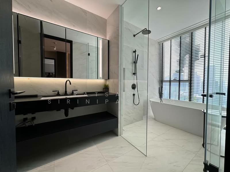 Tait Sathorn 12, Bangkok, Soi Sathorn 12, Sathorn Road, Silom, Bang Rak, Bangkok, 2 Bedrooms, 105 sqm, Condo For Rent, by Ratsarin Sirinipaspong, 500264036 - DDproperty.com