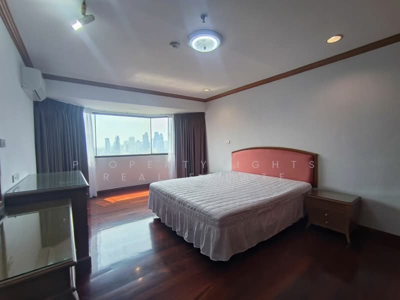 Baan Suanpetch, Bangkok, 18 Soi Sukhumvit 39, Khlong Tan Nua, Watthana, Bangkok, 2 Bedrooms, 135 sqm, Condo For Rent, by PROPERTYSIGHTS REAL ESTATE, 500264054 - DDproperty.com