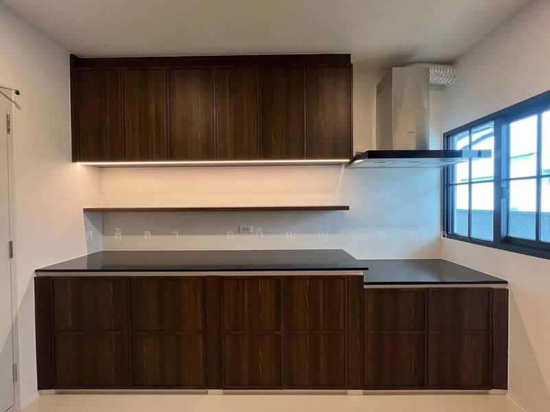 Centro Bangna, Samut Prakan, 111 Soi 3, Bang Kaeo, Bang Plee, Samut Prakan, 4 Bedrooms, 303 sqm, Single Detached House For Rent, by สลิลา อภิญญาณกุล, 500264059 - DDproperty.com