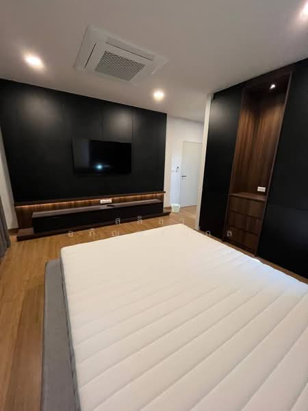 Centro Bangna, Samut Prakan, 111 Soi 3, Bang Kaeo, Bang Plee, Samut Prakan, 4 Bedrooms, 303 sqm, Single Detached House For Rent, by สลิลา อภิญญาณกุล, 500264059 - DDproperty.com