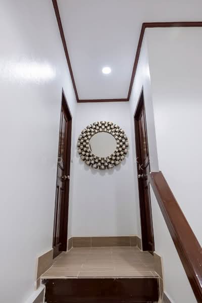 3-BR Townhouse, Bangkok, Phra Kanong, Khlong Toei, Bangkok, 3 Bedrooms, 250 sqm, Townhouse For Rent, by Boonraksa Sopak, 500264069 - DDproperty.com