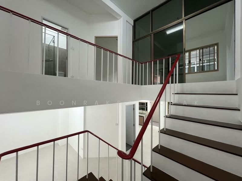 3-BR Townhouse, Bangkok, Din Daeng, Din Daeng, Bangkok, 3 Bedrooms, 140 sqm, Townhouse For Rent, by Boonraksa Sopak, 500264074 - DDproperty.com