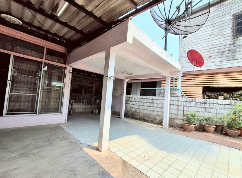 Pongthamniwet Village: หมู่บ้านพงษ์ธรรมนิเวศน์, นนทบุรี, บางตลาด, ปากเกร็ด, นนทบุรี, 90 ตร.ม., บ้านเดี่ยว ขาย, โดย กรกฤตย์ บุญสระ, 500264076 - DDproperty.com