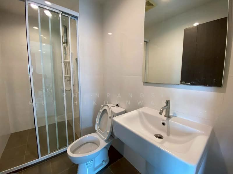 The Base Park West Sukhumvit 77, Bangkok, 11 Soi Sukhumvit 77 Sukhumvit Road, Phra Kanong Nua, Watthana, Bangkok, 2 Bedrooms, 48 sqm, Condo For Rent, by Phanrangsi Wutthikornwanich, 500264082 - DDproperty.com