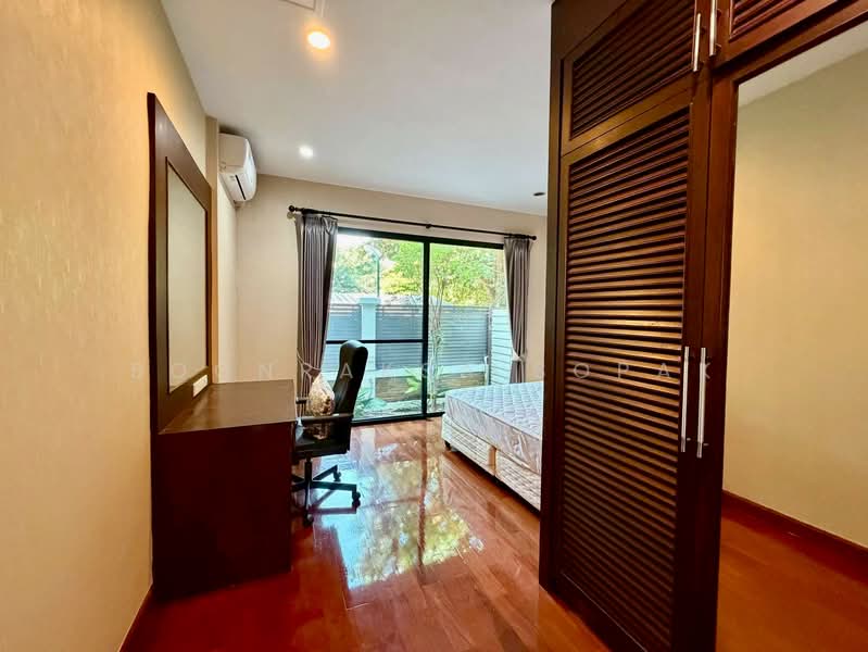 3-BR House, Bangkok, Khong Tan, Khlong Toei, Bangkok, 3 Bedrooms, 229 sqm, Single Detached House For Rent, by Boonraksa Sopak, 500264086 - DDproperty.com