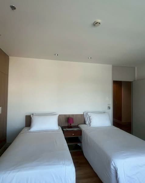 Royal Residence Park, Bangkok, 99 Royal Resident Park Lumphini, Lumphini, Pathum Wan, Bangkok, 3 Bedrooms, 220 sqm, Apartment For Rent, by Boonraksa Sopak, 500264130 - DDproperty.com