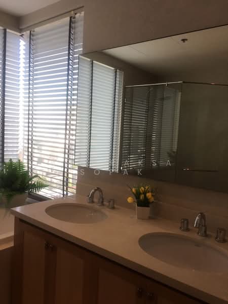 The Emporio Place, Bangkok, 93 Soi Sukhumvit 24, Sukhumvit Road, Khong Tan, Khlong Toei, Bangkok, 2 Bedrooms, 106 sqm, Condo For Rent, by Boonraksa Sopak, 500264141 - DDproperty.com