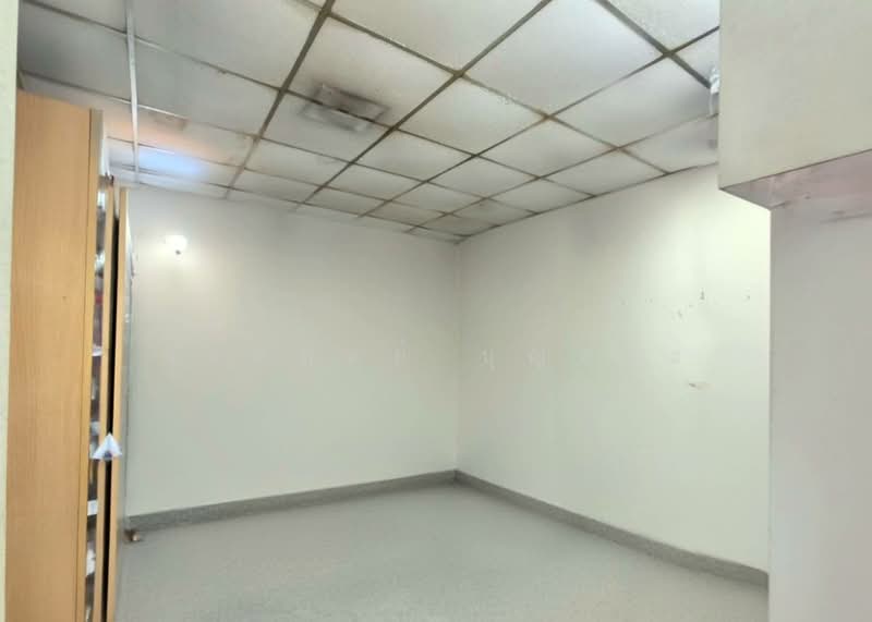 Rinthong Village : หมู่บ้านรินทร์ทอง ลำลูกกา, Pathum Thani, ลำลูกกา 13, Khu Khot, Lam Luk Ka, Pathum Thani, 2 Bedrooms, 110 sqm, Townhouse For Sale, by กรกฤตย์ บุญสระ, 500264144 - DDproperty.com