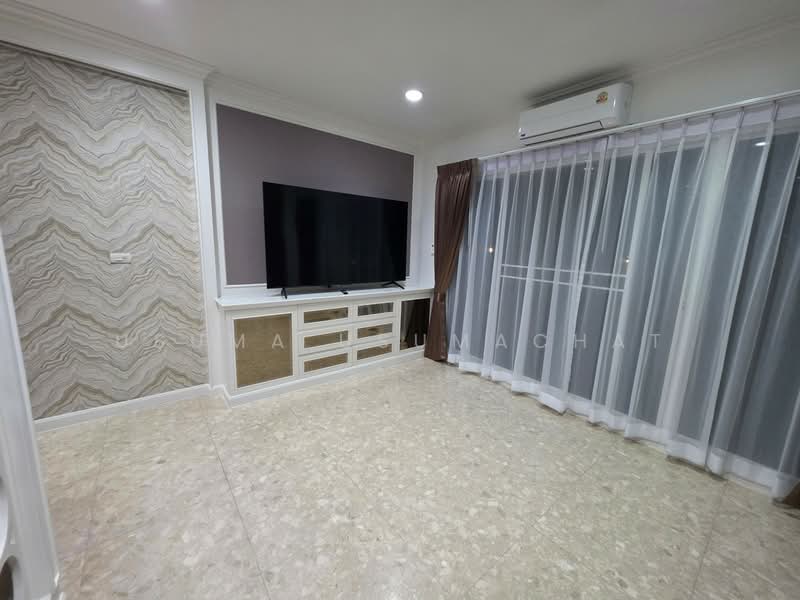 Grand Bangkok Boulevard Rama 9 - Srinakarindra, Bangkok, Krungthep Kritha 17 Alley, Thap Chang, Saphan Sung, Bangkok, 4 Bedrooms, 300 sqm, Single Detached House For Rent, by Usuma Usumachat, 500264152 - DDproperty.com