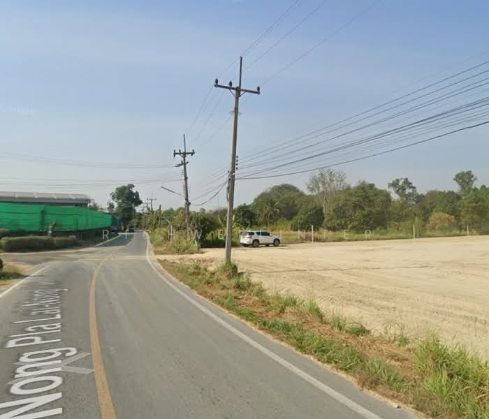 6 rai of land for sale in Na Rerk, Phanat Nikhom District. Located on a paved road,, Chon Buri (Pattaya), Na Roek, Phanat Nikhom, Chon Buri (Pattaya), , 9,616 sqm, Land For Sale, by richwellinter, 500264160 - DDproperty.com