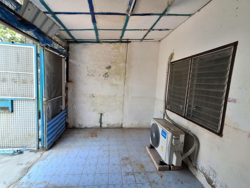 ทาวน์เฮ้าส์ 1 ชั้น ซอยเปียร์นนท์ (ซอยทหารบก 4 ) ลำลูกกา - คลอง 2, ปทุมธานี, เปียร์นนท์, คูคต, ลำลูกกา, ปทุมธานี, 60 ตร.ม., ทาวน์เฮ้าส์ ขาย, โดย กรกฤตย์ บุญสระ, 500264177 - DDproperty.com