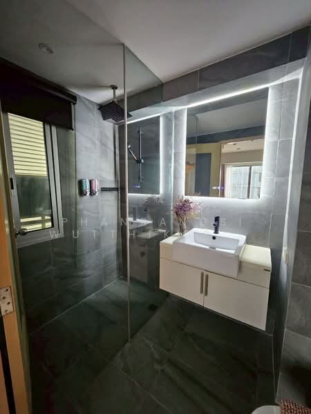 My Resort Bangkok, Bangkok, 1724 Petchaburi Road, Bang Kapi, Huai Khwang, Bangkok, 1 Bedroom, 47 sqm, Condo For Sale, by Phanrangsi Wutthikornwanich, 500264179 - DDproperty.com