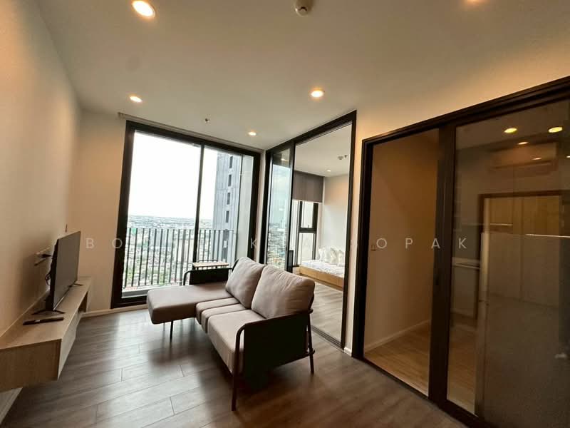 Whizdom Essence, Bangkok, 5 Piyabutr 1 Alley, Bang Chak, Phra Khanong, Bangkok, 2 Bedrooms, 51 sqm, Condo For Rent, by Boonraksa Sopak, 500264196 - DDproperty.com