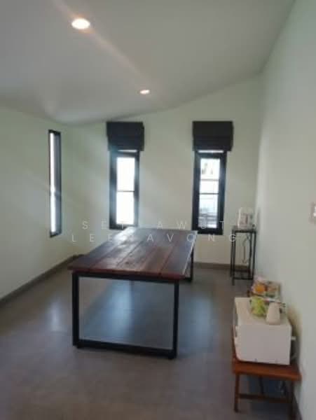 2-BR House, Bangkok, Khlong Kum, Bueng Kum, Bangkok, 2 Bedrooms, 120 sqm, Single Detached House For Sale, by Settawut Leenavong, 500264212 - DDproperty.com