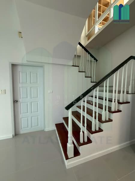 Baan Klangmuang Grand De Paris Ratchada, Bangkok, Pradit Manutham Road, Wang Thonglang, Wang Thonglang, Bangkok, 3 Bedrooms, 240 sqm, Townhouse For Rent, by Sunitra Sachdev, 500264222 - DDproperty.com