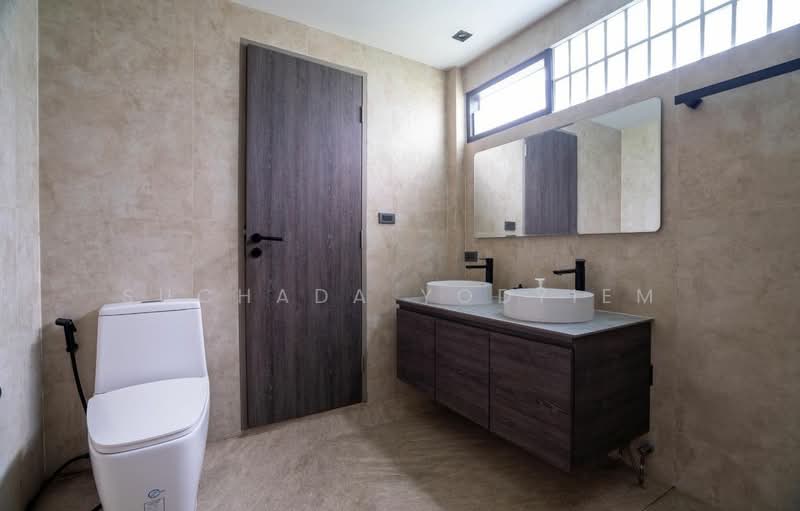 4-BR House, Bangkok, Saphan Song, Wang Thonglang, Bangkok, 4 Bedrooms, 250 sqm, Single Detached House For Sale, by Suchada Yodyiem, 500264233 - DDproperty.com