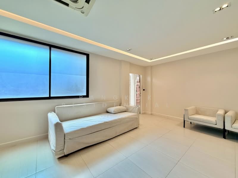 The Prestige 49 Condominium, Bangkok, Sukhumvit, Khlong Tan Nua, Watthana, Bangkok, 3 Bedrooms, 186 sqm, Townhouse For Rent, by Bangkok Residential, 500264236 - DDproperty.com