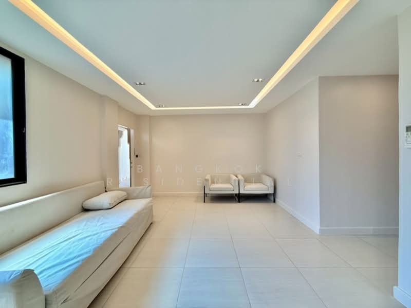 The Prestige 49 Condominium, Bangkok, Sukhumvit, Khlong Tan Nua, Watthana, Bangkok, 3 Bedrooms, 186 sqm, Townhouse For Rent, by Bangkok Residential, 500264236 - DDproperty.com