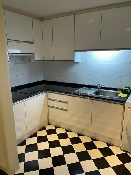 Serene Place Sukhumvit 24, Bangkok, 9 Soi Sukhumvit 24, Sukhumvit Road, Khong Tan, Khlong Toei, Bangkok, 2 Bedrooms, 109 sqm, Condo For Sale, by Suchada Yodyiem, 500264244 - DDproperty.com