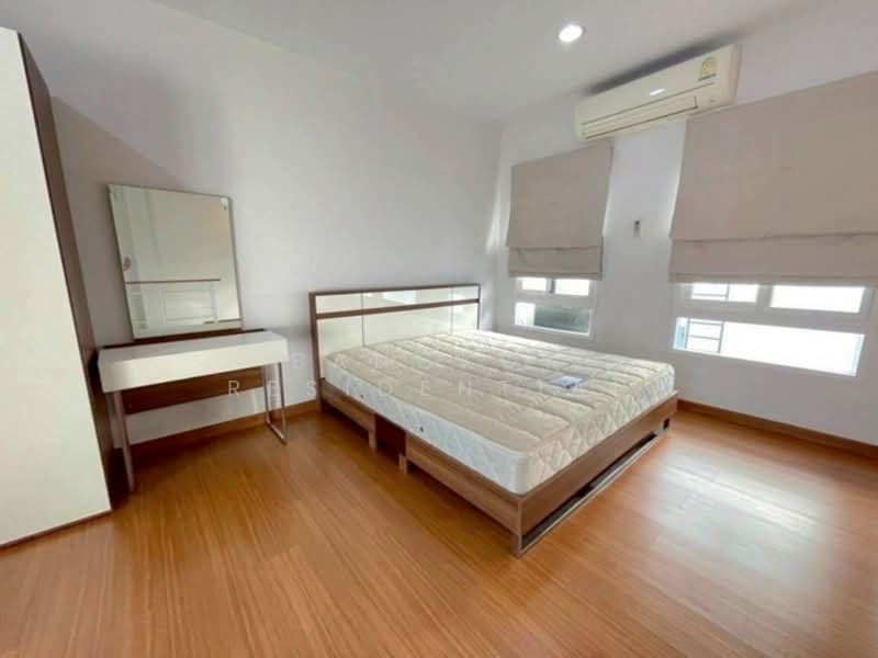 Baan Klang Krung Sathorn-Narathiwas : บ้านกลางกรุง สาทร-นราธิวาส, กรุงเทพ, 599 ถนนนนทรี, ช่องนนทรี, ยานนาวา, กรุงเทพ, 200 ตร.ม., ทาวน์เฮ้าส์ ให้เช่า, โดย Bangkok Residential, 500264261 - DDproperty.com