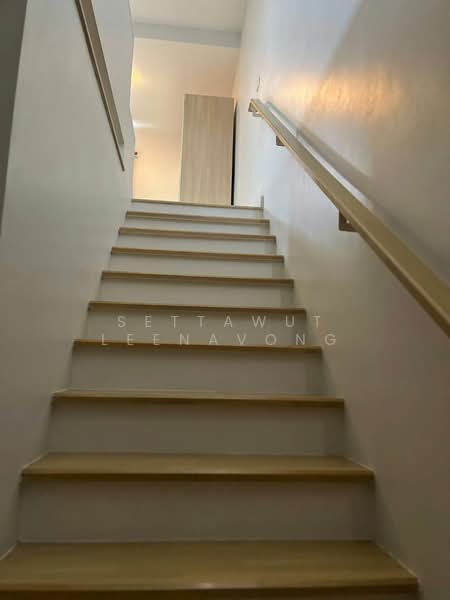 3-BR Townhouse, Bangkok, Saphan Sung, Saphan Sung, Bangkok, 3 Bedrooms, 180 sqm, Townhouse For Rent, by Settawut Leenavong, 500264265 - DDproperty.com