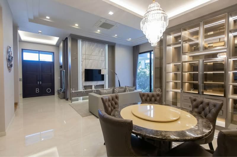 Artale Ekkamai-Ramintra, Bangkok, Soi Sukontasawat 19, Sukontasawat Road, Lat Phrao, Lat Phrao, Bangkok, 4 Bedrooms, 390 sqm, Single Detached House For Rent, by Boonraksa Sopak, 500264266 - DDproperty.com