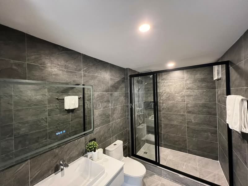 D.S. Tower 1 Sukhumvit 33, Bangkok, Soi Phrom Chit, Khlong Tan Nua, Watthana, Bangkok, 3 Bedrooms, 250 sqm, Condo For Rent, by Khun Nita, 500264281 - DDproperty.com
