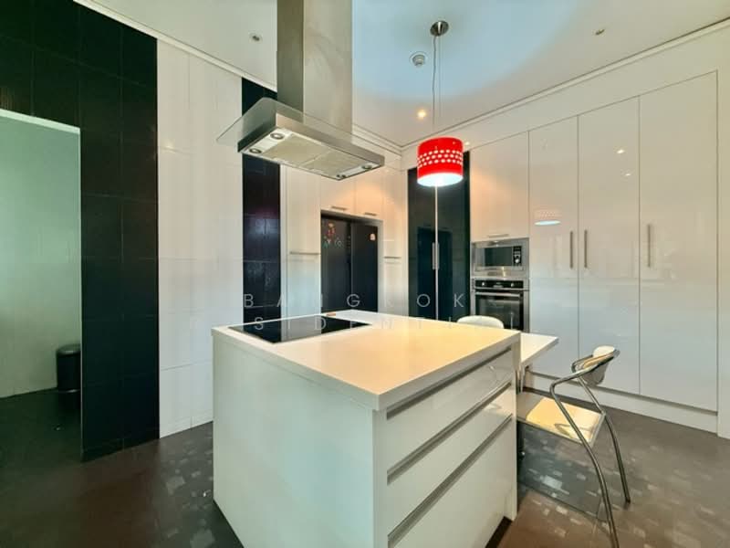 Baan Ananda, Bangkok, Sukhumvit 61, Khlong Tan Nua, Watthana, Bangkok, 3 Bedrooms, 200 sqm, Condo For Rent, by Bangkok Residential, 500264283 - DDproperty.com