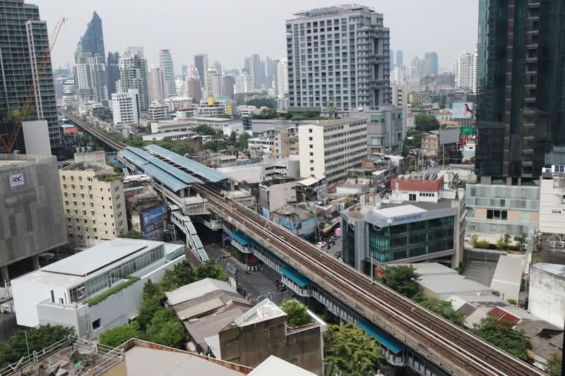 Siri At Sukhumvit, Bangkok, 902 Sukhumvit Road, Phra Kanong, Khlong Toei, Bangkok, 1 Bedroom, 51 sqm, Condo For Rent, by Settawut Leenavong, 500264375 - DDproperty.com