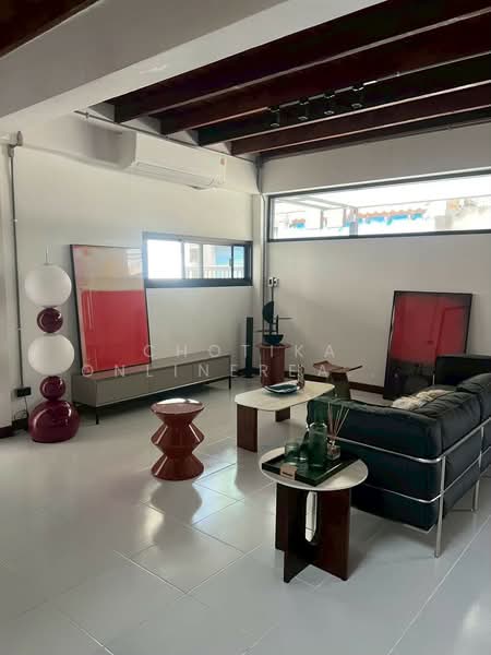 Baan Suan Charoenjai, Bangkok, Soi Ekkamai 12, Khlong Tan Nua, Watthana, Bangkok, 3 Bedrooms, 210 sqm, Semi-Detached House (Twin House) For Sale, by chotika onlinerealtor, 500264392 - DDproperty.com