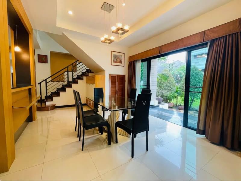House for Rent in Soi Ratchada 32 (SPSEVE1858), Bangkok, รัชดา 32, Chan Kasem, Chatuchak, Bangkok, 4 Bedrooms, 450 sqm, Single Detached House For Rent, by Khun Eve, 500264397 - DDproperty.com