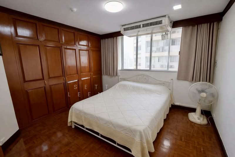 Tai Ping Towers, Bangkok, 582 Soi Sukhumvit 63, Khlong Tan Nua, Watthana, Bangkok, 4 Bedrooms, 252 sqm, Condo For Rent, by Settawut Leenavong, 500264411 - DDproperty.com
