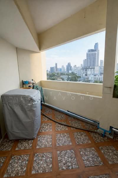 Tai Ping Towers, Bangkok, 582 Soi Sukhumvit 63, Khlong Tan Nua, Watthana, Bangkok, 4 Bedrooms, 252 sqm, Condo For Rent, by Settawut Leenavong, 500264411 - DDproperty.com