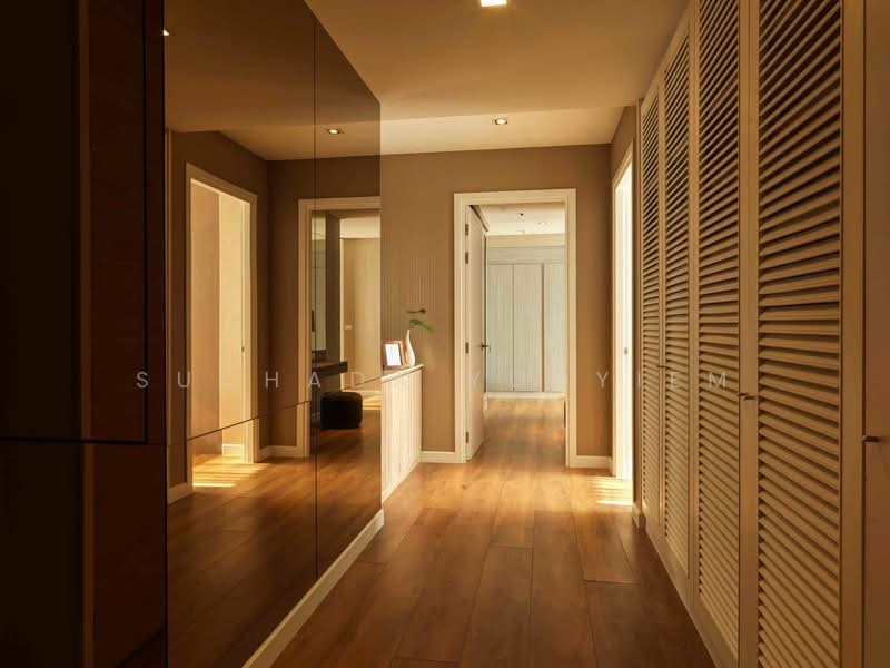 Park Origin Phrom Phong (Park 24), Bangkok, 68 Soi Sukhumvit 24, Khong Tan, Khlong Toei, Bangkok, 3 Bedrooms, 120 sqm, Condo For Sale, by Suchada Yodyiem, 500264425 - DDproperty.com