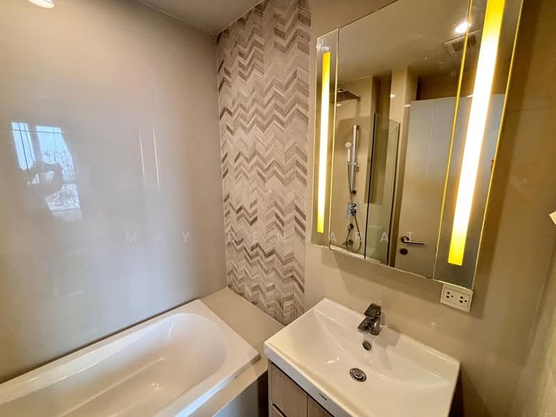 Oka Haus Sukhumvit 36, Bangkok, 3399 Rama 4 Road, Khong Tan, Khlong Toei, Bangkok, 1 Bedroom, 35 sqm, Condo For Rent, by Trinity Relocation Consultant Co.,Ltd, 500264436 - DDproperty.com