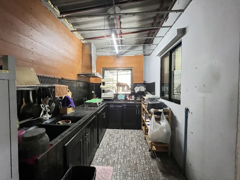 RK Home Park 2 Rama 9 - Wongwaen, Bangkok, 51 Patthana Chonabot 3 Rd, Khlong Song Ton Nun, Lat Krabang, Bangkok, 5 Bedrooms, 200 sqm, Single Detached House For Sale, by The Best Property  ติ๋ว, 500264451 - DDproperty.com