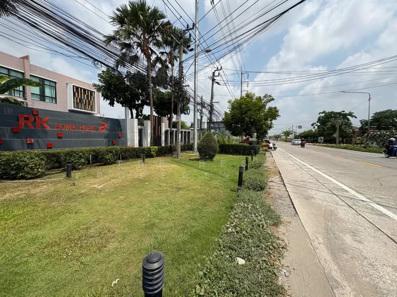 RK Home Park 2 Rama 9 - Wongwaen, Bangkok, 51 Patthana Chonabot 3 Rd, Khlong Song Ton Nun, Lat Krabang, Bangkok, 5 Bedrooms, 200 sqm, Single Detached House For Sale, by The Best Property  ติ๋ว, 500264451 - DDproperty.com