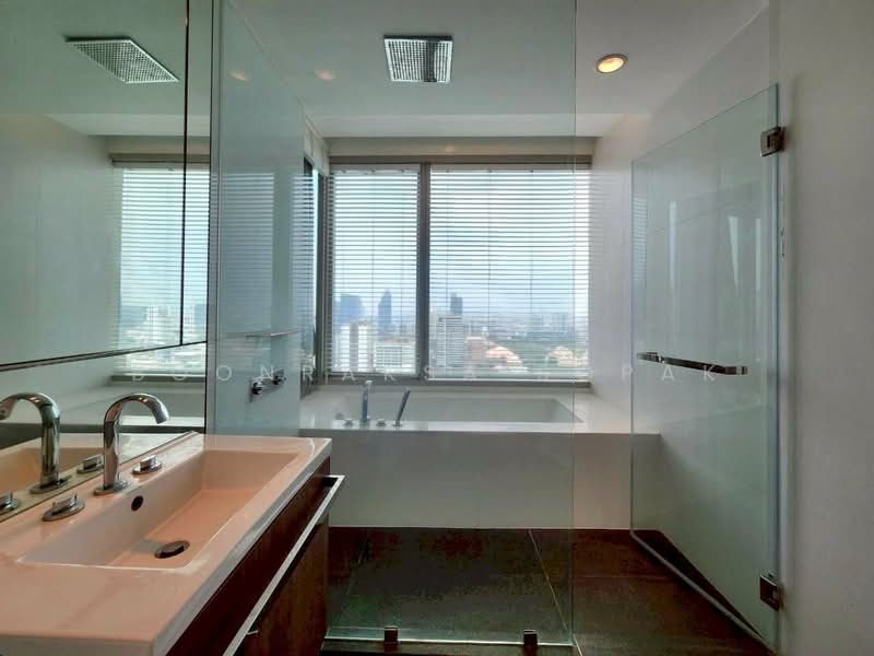 185 Rajadamri, Bangkok, 185 Rajadamri Road, Lumphini, Pathum Wan, Bangkok, 2 Bedrooms, 127 sqm, Condo For Rent, by Boonraksa Sopak, 500264460 - DDproperty.com