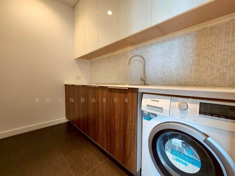 185 Rajadamri, Bangkok, 185 Rajadamri Road, Lumphini, Pathum Wan, Bangkok, 2 Bedrooms, 127 sqm, Condo For Rent, by Boonraksa Sopak, 500264460 - DDproperty.com