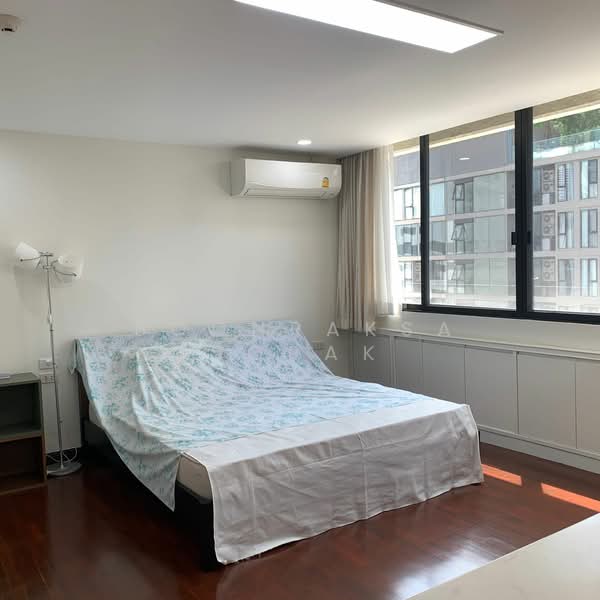 Casa Condo, Chiang Mai, Chang Phuak, Muang Chiang Mai, Chiang Mai, 3 Bedrooms, 220 sqm, Condo For Rent, by Boonraksa Sopak, 500264472 - DDproperty.com