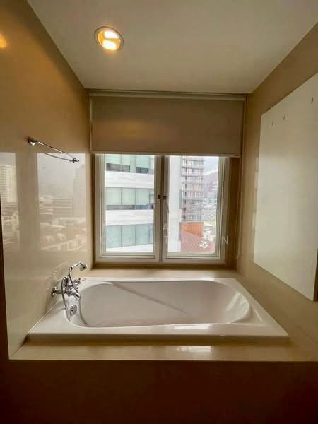 Hampton Thonglor 10, Bangkok, 324 Soi Thonglor 10, Sukhumvit Road, Khlong Tan Nua, Watthana, Bangkok, 4 Bedrooms, 232 sqm, Condo For Rent, by Patcharames Pattharapornviboon, 500264484 - DDproperty.com