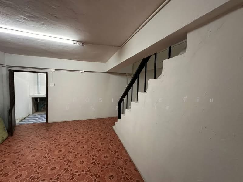 For Sale - Renovated Commercial Building / Shophouse next to Makro Chiang Mai, Chiang Mai