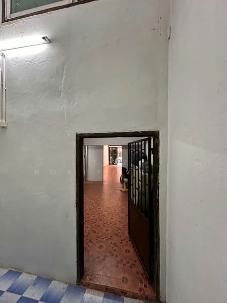 For Sale - Renovated Commercial Building / Shophouse next to Makro Chiang Mai, Chiang Mai