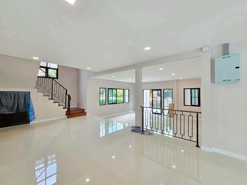 Ladawan Pinklao-Borommaratchachonnani, Bangkok, Borommaratchachonnani Road, Sala Thammasop, Thawi Watthana, Bangkok, 4 Bedrooms, 348 sqm, Single Detached House For Sale, by Angsanaporn D, 500264559 - DDproperty.com