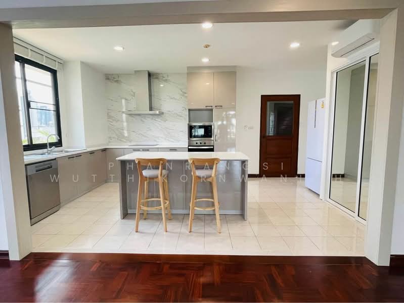 P.R. Home 3, Bangkok, 39-3 Soi Torsak, Khlong Tan Nua, Watthana, Bangkok, 3 Bedrooms, 280 sqm, Apartment For Rent, by Phanrangsi Wutthikornwanich, 500264568 - DDproperty.com