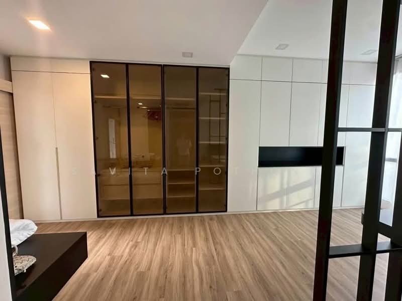 Patio Ratchayothin, Bangkok, Phahonyothin 32, Chan Kasem, Chatuchak, Bangkok, 3 Bedrooms, 267 sqm, Townhouse For Rent, by Savita Pothong, 500264586 - DDproperty.com